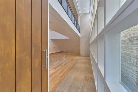 Casa à venda com 700m², 4 quartos e 6 vagas Casa à venda com 700m², 4 quartos e 6 vagasFoto 35