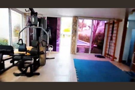 Casa à venda com 700m², 4 quartos e 6 vagas Casa à venda com 700m², 4 quartos e 6 vagasFoto 40