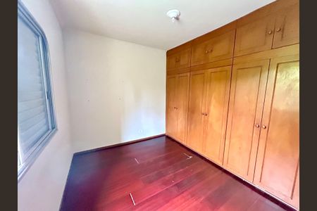 Apartamento à venda com 105m², 3 quartos e 2 vagasQuarto 3