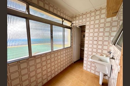 Apartamento à venda com 105m², 3 quartos e 2 vagasÁrea de Serviço