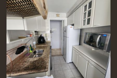 Apartamento à venda com 56m², 2 quartos e 1 vaga Apartamento à venda com 56m², 2 quartos e 1 vagaCozinha