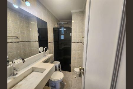Apartamento à venda com 56m², 2 quartos e 1 vaga Apartamento à venda com 56m², 2 quartos e 1 vagaBanheiro