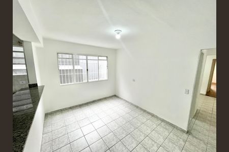 Casa à venda com 210m², 7 quartos e 2 vagas Casa à venda com 210m², 7 quartos e 2 vagasSala de Jantar