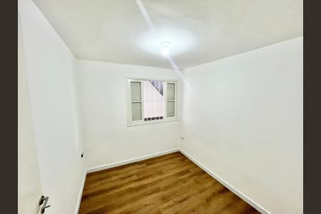 Quarto 1 de casa à venda com 7 quartos, 210m² em Vila Santa Maria, São Paulo