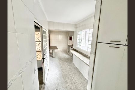 Casa à venda com 210m², 7 quartos e 2 vagas Casa à venda com 210m², 7 quartos e 2 vagasCozinha