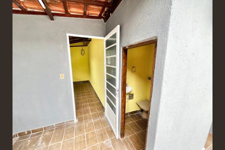 Casa à venda com 210m², 7 quartos e 2 vagas Casa à venda com 210m², 7 quartos e 2 vagasÁrea de Serviço