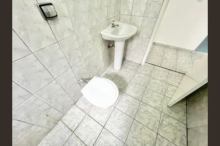 Casa à venda com 210m², 7 quartos e 2 vagas Casa à venda com 210m², 7 quartos e 2 vagasBanheiro