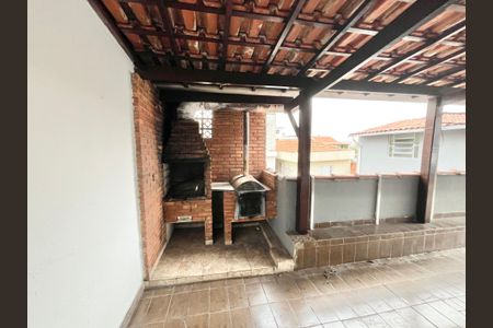 Casa à venda com 210m², 7 quartos e 2 vagas Casa à venda com 210m², 7 quartos e 2 vagasVaranda gourmet