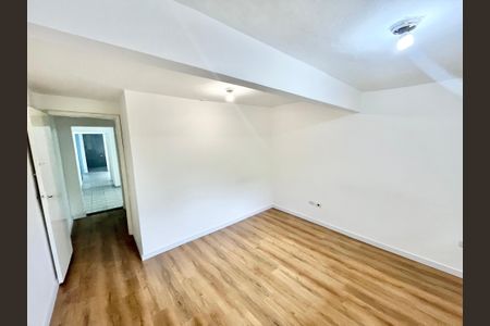 Casa à venda com 210m², 7 quartos e 2 vagas Casa à venda com 210m², 7 quartos e 2 vagasQuarto 2