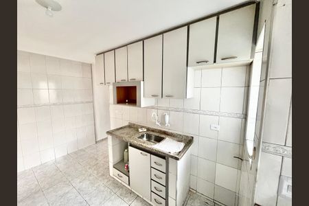 Casa à venda com 210m², 7 quartos e 2 vagas Casa à venda com 210m², 7 quartos e 2 vagasCozinha