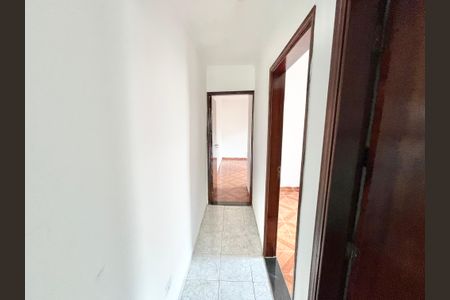 Casa à venda com 210m², 7 quartos e 2 vagas Casa à venda com 210m², 7 quartos e 2 vagasCorredor