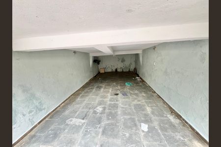 Casa à venda com 210m², 7 quartos e 2 vagas Casa à venda com 210m², 7 quartos e 2 vagasGaragem