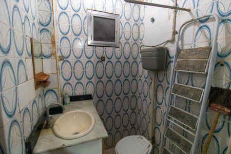 Banheiro de kitnet/studio à venda com 1 quarto, 24m² em Centro, Niterói