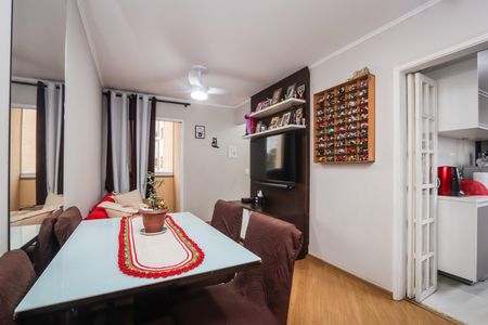 Apartamento à venda com 56m², 2 quartos e 1 vagaSala
