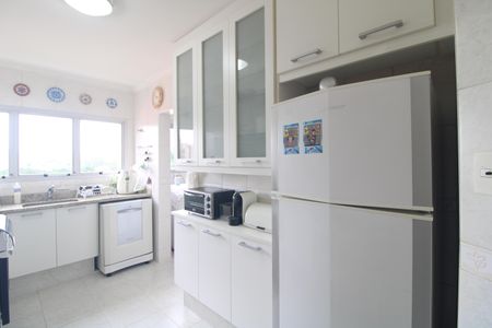 Apartamento à venda com 105m², 3 quartos e 2 vagasCozinha