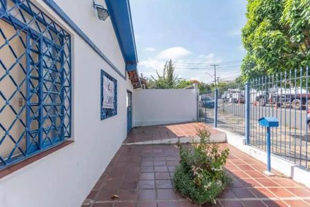 Casa à venda com 122m², 3 quartos e 3 vagasFoto 03
