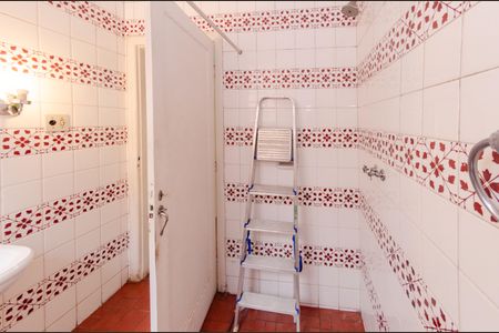 Casa à venda com 280m², 5 quartos e 1 vagaBanheiro 1