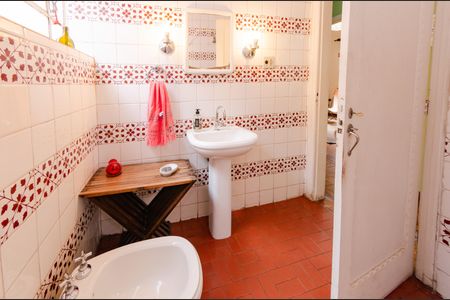 Casa à venda com 280m², 5 quartos e 1 vagaBanheiro 1