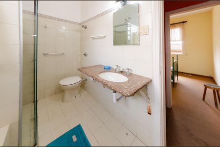 Casa à venda com 280m², 5 quartos e 1 vagaBanheiro 3