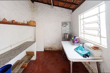 Casa à venda com 280m², 5 quartos e 1 vagaÁrea de serviço