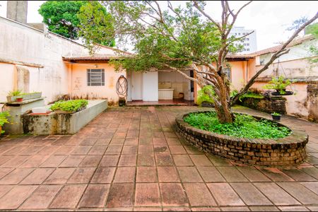 Casa à venda com 280m², 5 quartos e 1 vagaÁrea externa