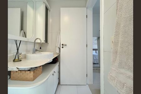 Apartamento para alugar com 95m², 3 quartos e 1 vagaBanheiro suite 