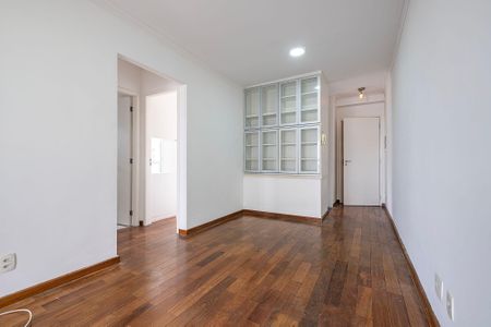 Sala de apartamento à venda com 2 quartos, 55m² em Pinheiros, São Paulo