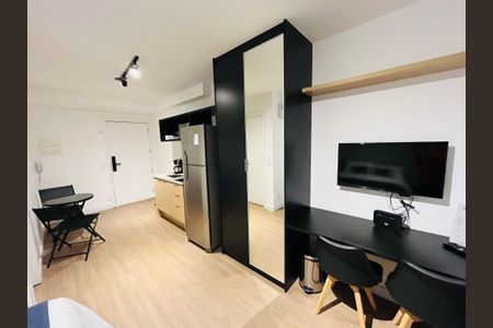 Cozinha de kitnet/studio para alugar com 1 quarto, 31m² em Pompeia, São Paulo