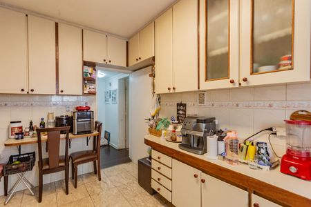 Apartamento à venda com 136m², 3 quartos e 2 vagasCozinha