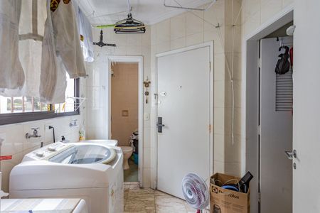 Apartamento à venda com 136m², 3 quartos e 2 vagasÁrea de Serviço