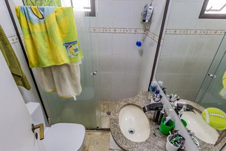 Apartamento à venda com 136m², 3 quartos e 2 vagasBanheiro Social