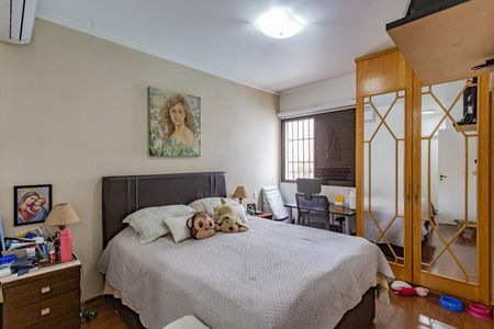 Apartamento à venda com 136m², 3 quartos e 2 vagasSuíte