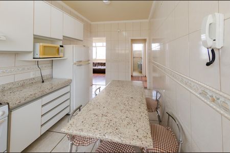 Apartamento à venda com 75m², 2 quartos e 1 vagaCozinha