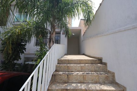 Casa para alugar com 188m², 3 quartos e 3 vagasEntrada