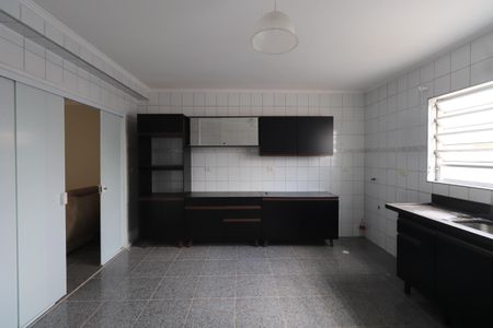 Casa para alugar com 188m², 3 quartos e 3 vagasCozinha