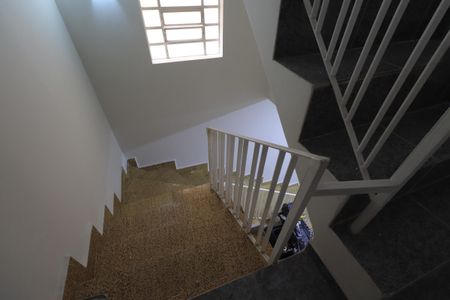 Casa para alugar com 188m², 3 quartos e 3 vagasEscada