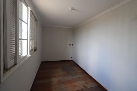 Casa para alugar com 188m², 3 quartos e 3 vagasQuarto 3