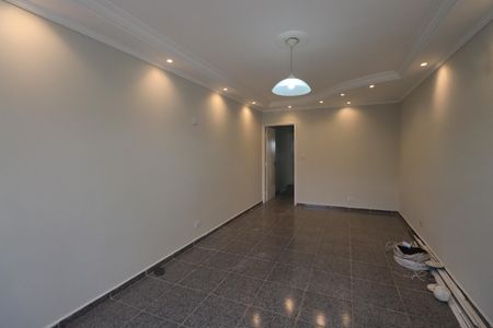 Sala de casa à venda com 3 quartos, 188m² em Vila Carrão, São Paulo
