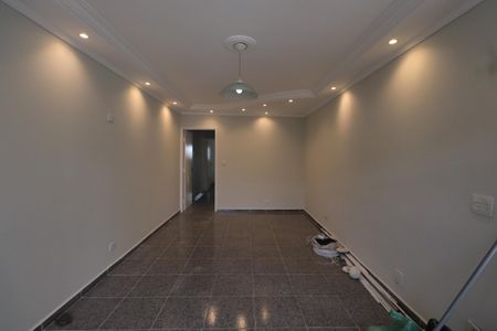 Casa para alugar com 188m², 3 quartos e 3 vagasSala