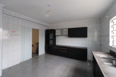 Casa para alugar com 188m², 3 quartos e 3 vagasCozinha