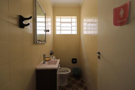 Casa para alugar com 188m², 3 quartos e 3 vagasBanheiro de serviço