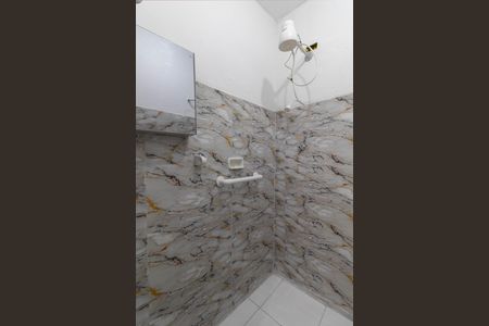 Casa para alugar com 70m², 1 quarto e sem vagaBanheiro