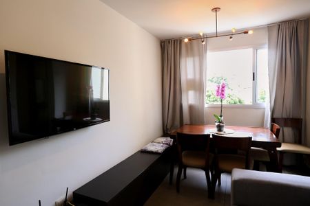 Sala de apartamento à venda com 2 quartos, 60m² em Santa Efigênia, Belo Horizonte