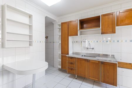 Apartamento à venda com 74m², 2 quartos e 1 vagaCozinha