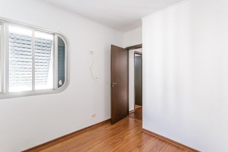 Apartamento à venda com 74m², 2 quartos e 1 vagaQuarto 2