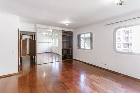Sala de apartamento para alugar com 2 quartos, 74m² em Indianópolis, São Paulo