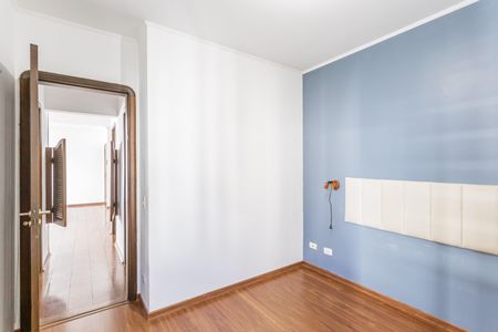 Apartamento à venda com 74m², 2 quartos e 1 vagaQuarto 2