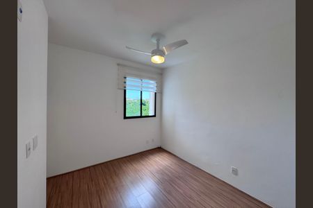 Quarto 1 de apartamento para alugar com 2 quartos, 48m² em Recreio dos Bandeirantes, Rio de Janeiro