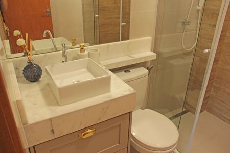 Apartamento para alugar com 96m², 2 quartos e sem vagaBanheiro