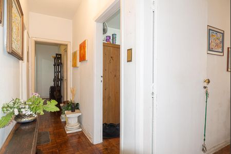 Apartamento à venda com 124m², 3 quartos e 2 vagasCorredor dos Quartos